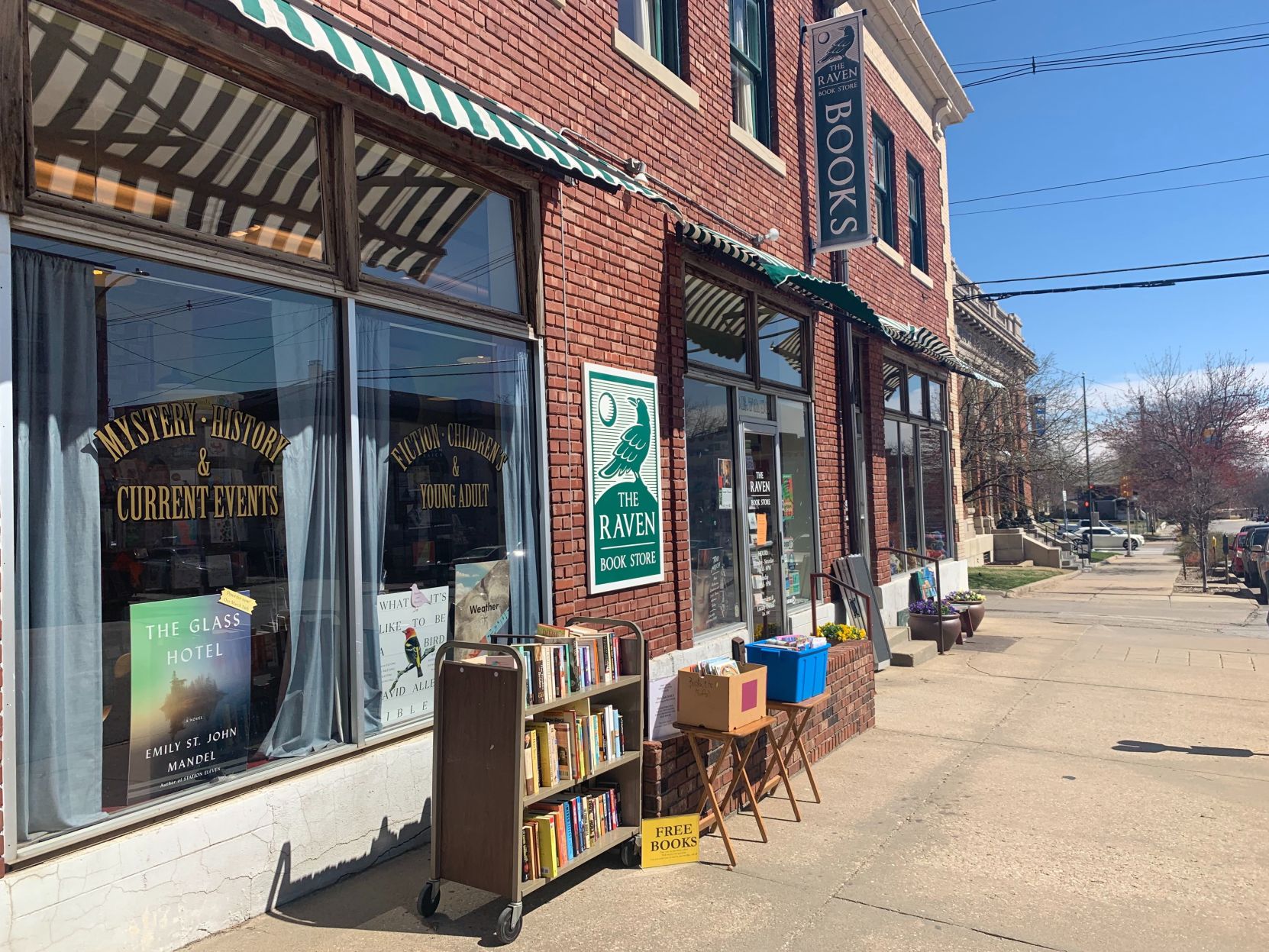 Exterior of The Raven Book Store